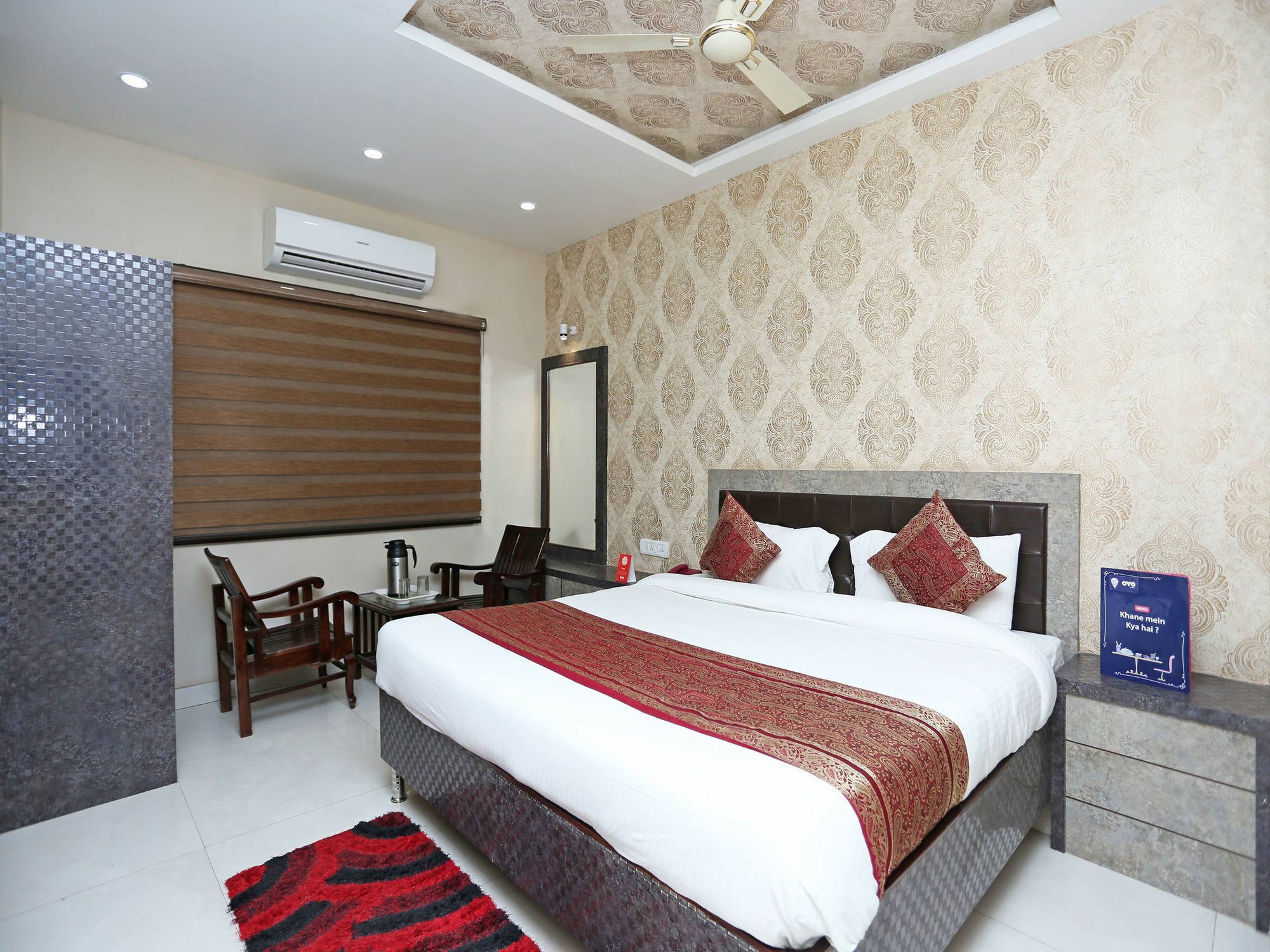 Oyo 10338 Hotel Aadesh Palace Váránasí Exteriér fotografie